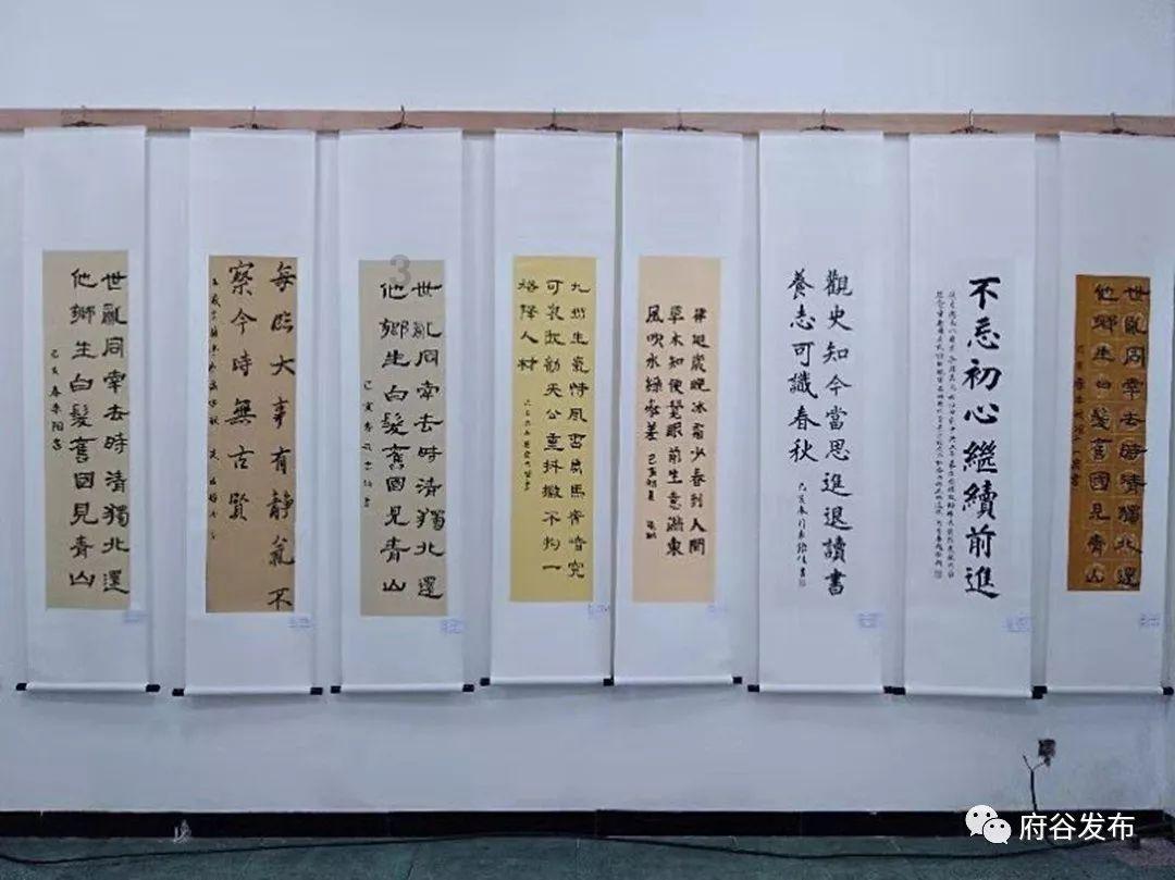 日本神户市用公交车运农产品